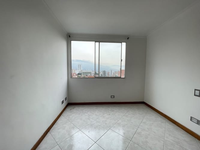 Apartamento de 3 alcobas en arriendo en Belén, Medellín, 95 m² · foto 11 de 14