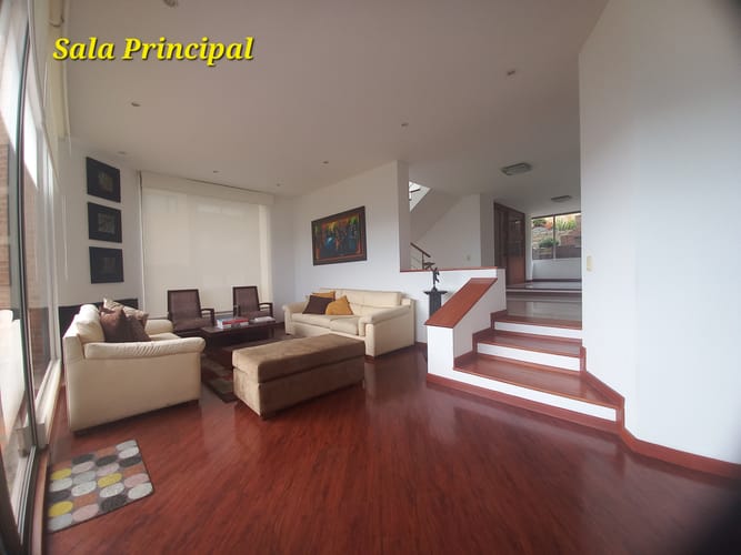 Casa de 4 alcobas en venta en Aposentos, Sopó, 355 m² · foto 6 de 11