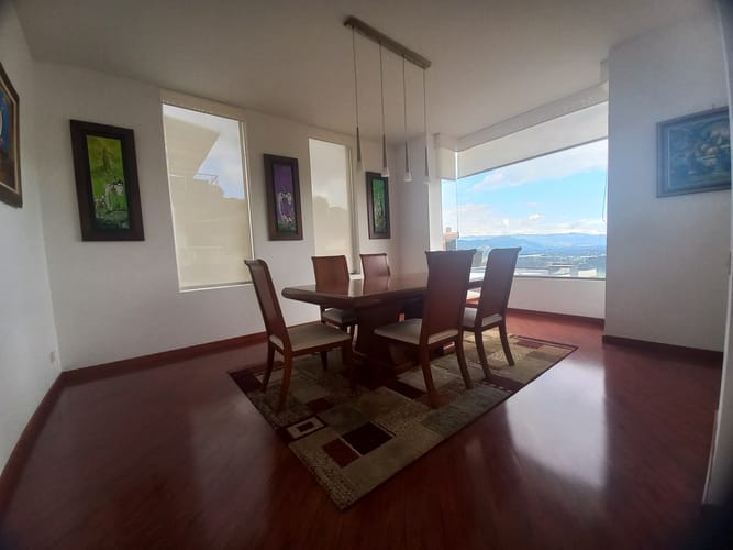 Casa de 4 alcobas en venta en Aposentos, Sopó, 355 m² · foto 11 de 11