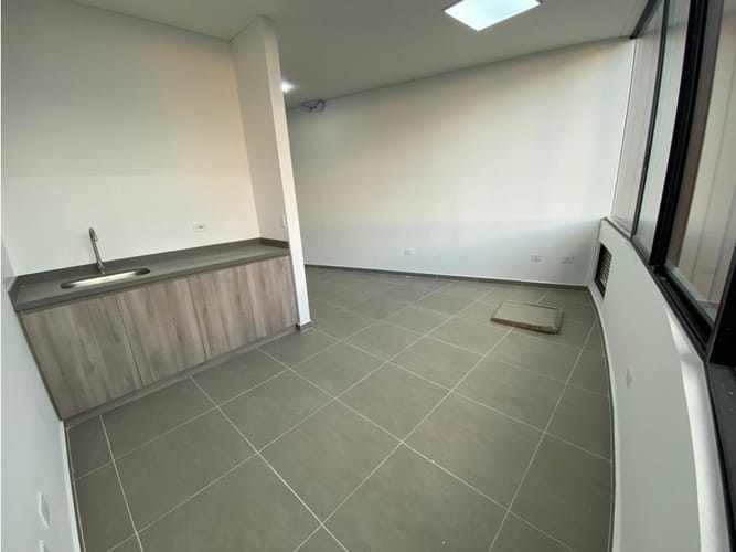Consultorio en arriendo en Avenida Centenario, Armenia, 30 m² · foto 2 de 8