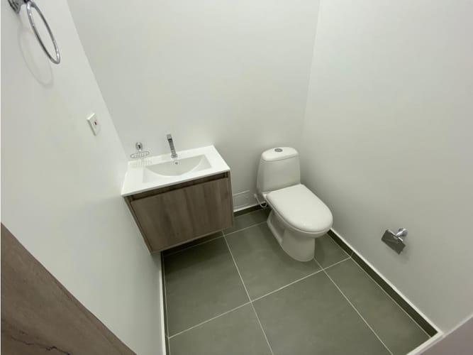 Consultorio en arriendo en Avenida Centenario, Armenia, 30 m² · foto 4 de 8