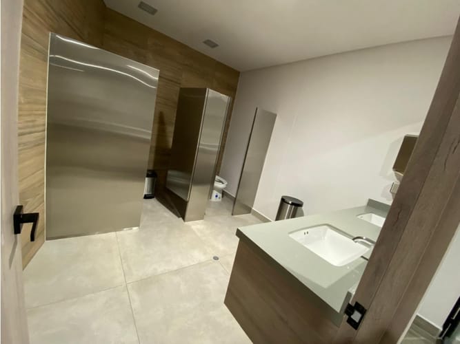 Consultorio en arriendo en Avenida Centenario, Armenia, 30 m² · foto 7 de 8