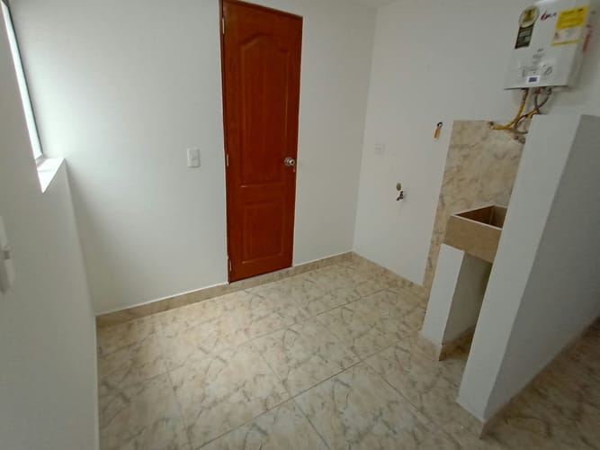 Apartamento de 2 alcobas en arriendo en Belén, Medellín, 75 m² · foto 5 de 8