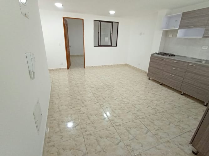 Apartamento de 2 alcobas en arriendo en Belén, Medellín, 75 m² · foto 2 de 8