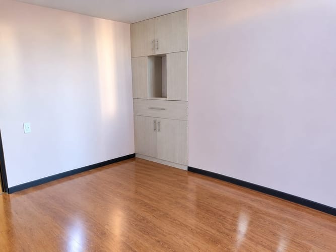 Apartamento de 3 alcobas en venta en Holanda, Sabaneta, 70 m² · foto 5 de 24