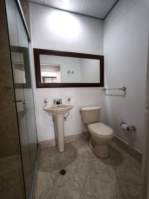 Apartamento de 3 alcobas en arriendo en Patio Bonito, Medellín, 96 m² · foto 9 de 20
