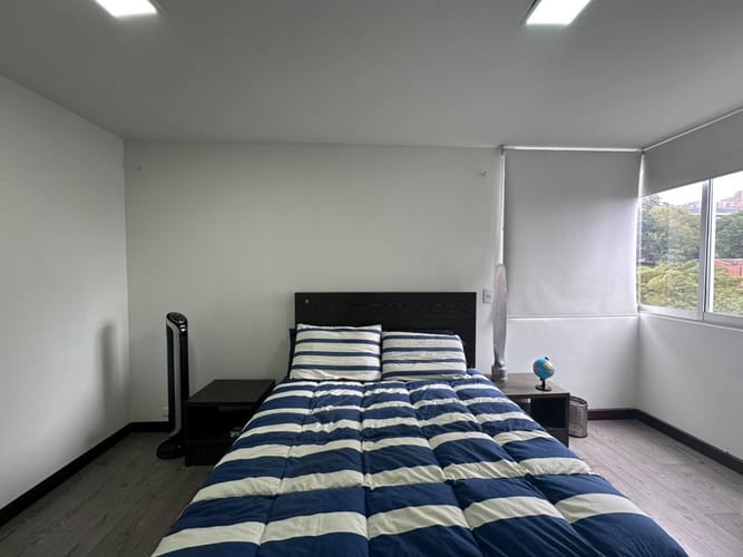 Apartamento de 3 alcobas en arriendo en El Poblado, Medellín, 98 m² · foto 15 de 17