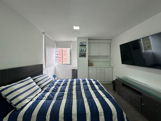 Apartamento de 3 alcobas en arriendo en El Poblado, Medellín, 98 m² · foto 12 de 17