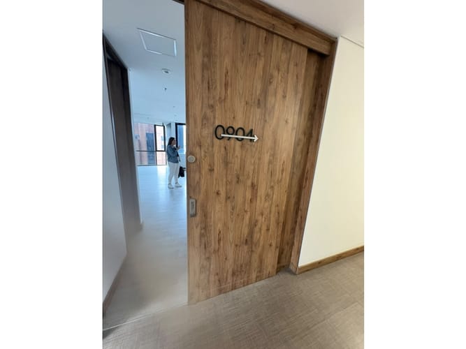 Oficina en venta en El Poblado, Medellín, 63 m² · foto 4 de 10