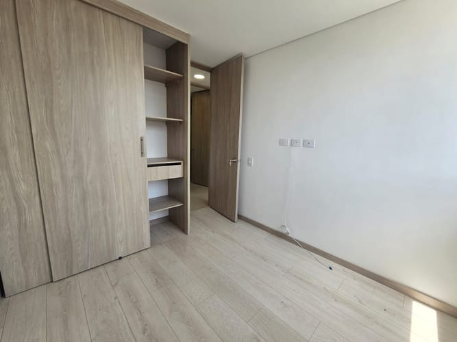 Apartamento de 3 alcobas en venta en Loma De La Doctora, Sabaneta, 67 m² · foto 10 de 24