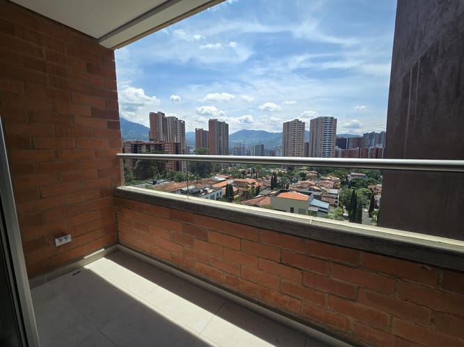Apartamento de 3 alcobas en venta en Loma De La Doctora, Sabaneta, 67 m² · foto 7 de 24