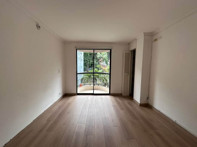 Apartamento de 3 alcobas en arriendo en El Poblado, Medellín, 106 m² · foto 11 de 17