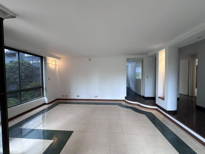 Apartamento de 3 alcobas en arriendo en El Poblado, Medellín, 106 m² · foto 7 de 17