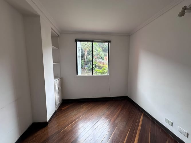 Apartamento de 3 alcobas en arriendo en El Poblado, Medellín, 106 m² · foto 14 de 17