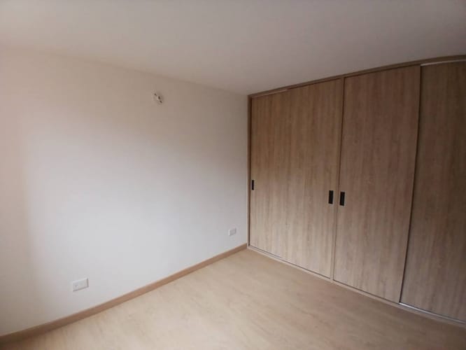 Apartamento de 3 alcobas en venta en La Prosperidad, Madrid, 64 m² · foto 19 de 24