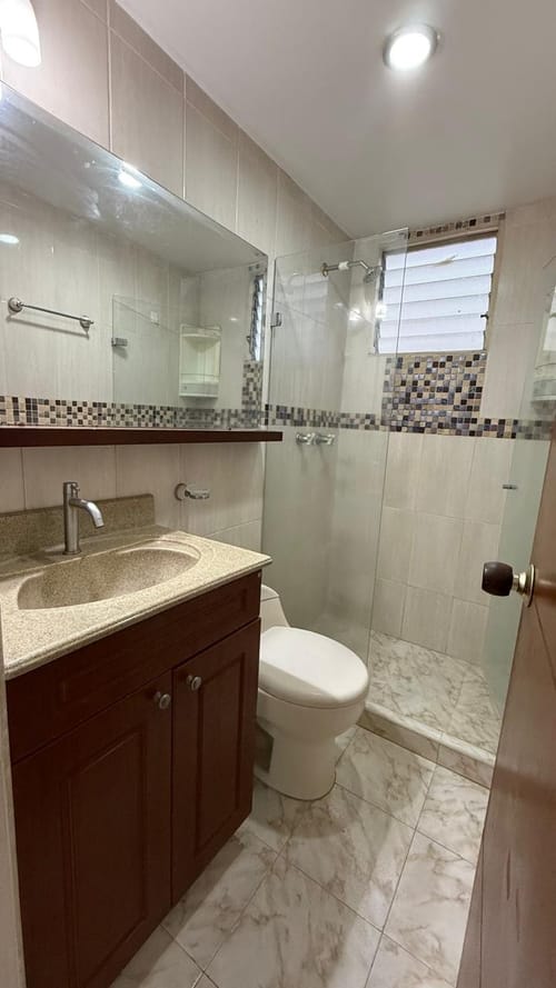 Apartamento de 3 alcobas en arriendo en Napoles, Cali, 60 m² · foto 20 de 24