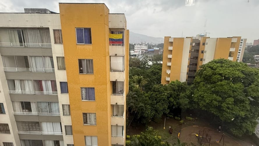 Apartamento de 3 alcobas en arriendo en Napoles, Cali, 60 m² · foto 23 de 24