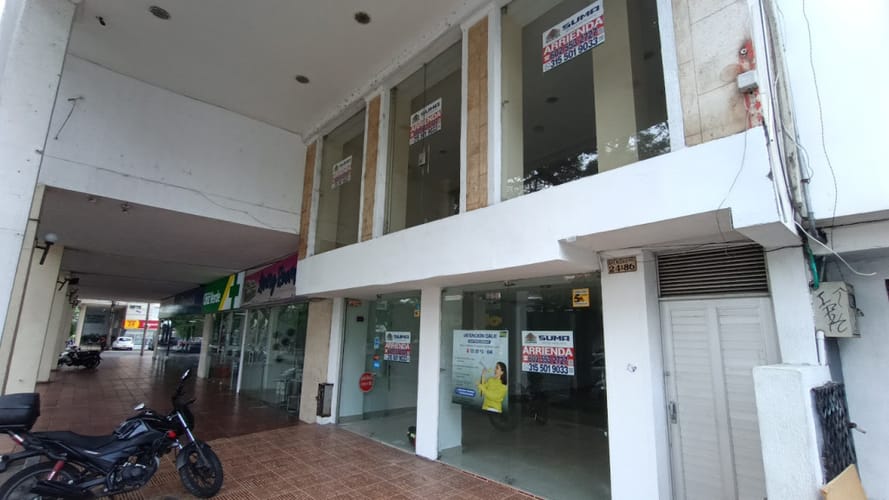 Oficina en arriendo en San Vicente, Cali, 107 m² · foto 2 de 15