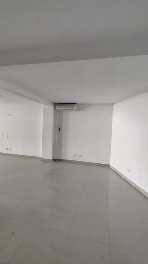 Oficina en arriendo en San Vicente, Cali, 107 m² · foto 6 de 15