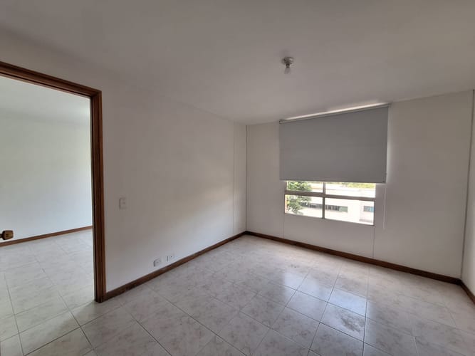Apartamento de 1 alcoba en arriendo en Patio Bonito, Medellín, 54 m² · foto 6 de 15