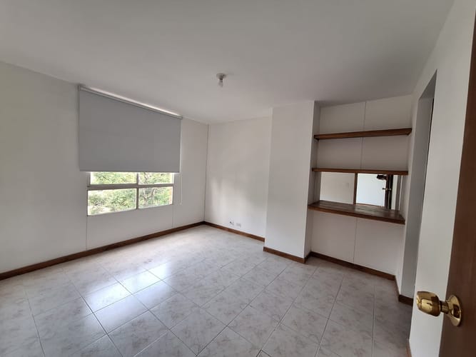 Apartamento de 1 alcoba en arriendo en Patio Bonito, Medellín, 54 m² · foto 5 de 15