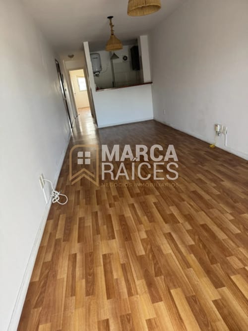 Alquiler Apartamento 1 dormitorio con Garaje Parque Rodo Montevideo · Foto 2