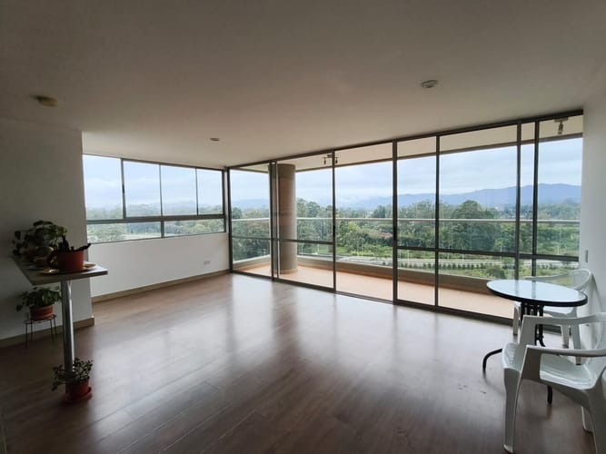 Apartamento de 2 alcobas en arriendo en El Porvenir, Rionegro, 73 m² · foto 2 de 14