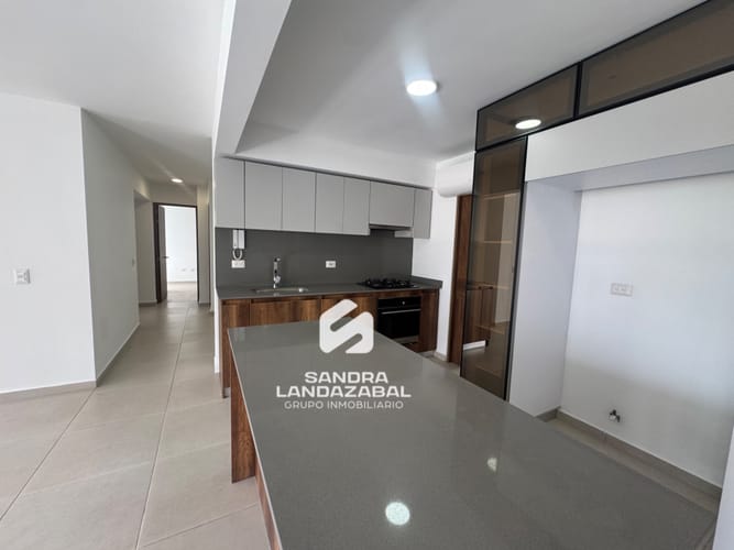 Apartamento de 3 alcobas en venta en Cañaveral, Floridablanca, 98 m² · foto 3 de 24