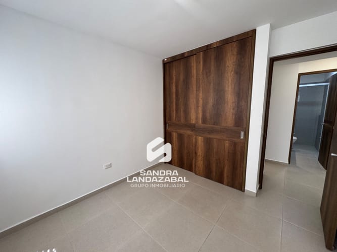 Apartamento de 3 alcobas en venta en Cañaveral, Floridablanca, 98 m² · foto 13 de 24