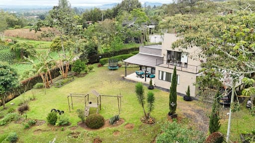 Finca en venta en El Carmen De Viboral, El Carmen de Viboral, 250 m² · foto 3 de 23