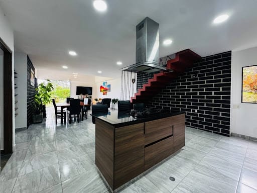 Finca en venta en El Carmen De Viboral, El Carmen de Viboral, 250 m² · foto 11 de 23