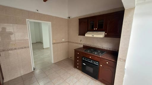 Casa de 3 alcobas en arriendo en Belén Rosales, Medellín, 200 m² · foto 21 de 23