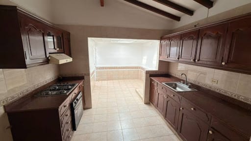 Casa de 3 alcobas en arriendo en Belén Rosales, Medellín, 200 m² · foto 23 de 23