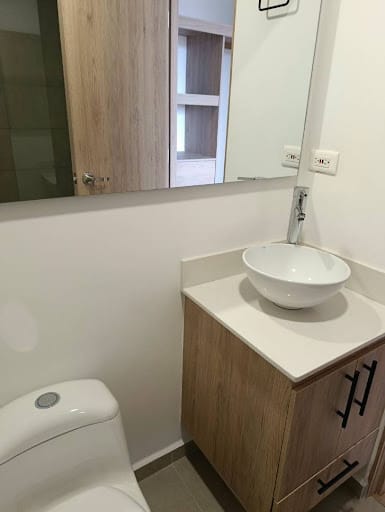 Apartamento de 2 alcobas en arriendo en Llano Grande, Rionegro, 75 m² · foto 4 de 13