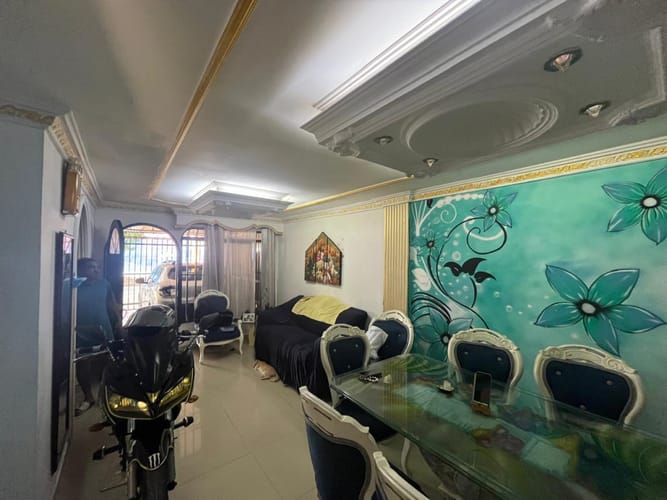 Casa de 6 alcobas en arriendo en Las Delicias, Cali, 200 m² · foto 2 de 24