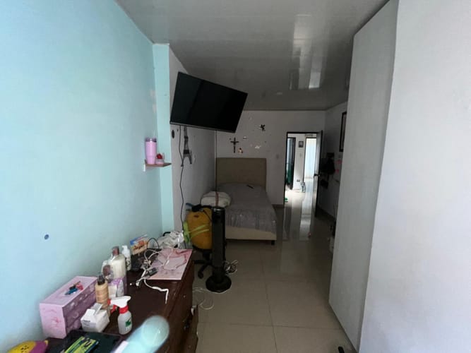 Casa de 6 alcobas en arriendo en Las Delicias, Cali, 200 m² · foto 12 de 24