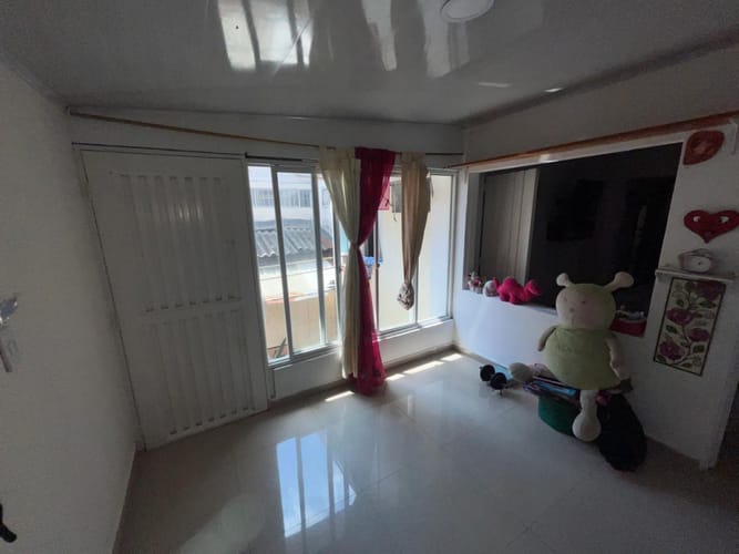 Casa de 6 alcobas en arriendo en Las Delicias, Cali, 200 m² · foto 18 de 24