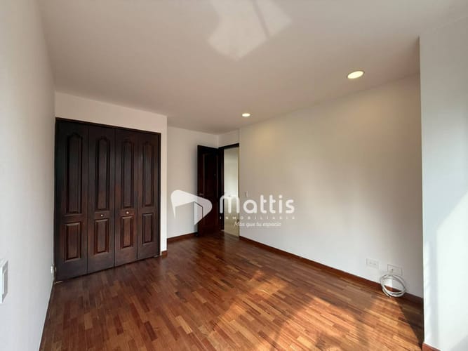 Apartamento de 3 alcobas en arriendo en El Diamante No. 2, Medellín, 162 m² · foto 13 de 24
