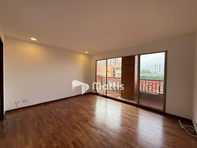 Apartamento de 3 alcobas en arriendo en El Diamante No. 2, Medellín, 162 m² · foto 14 de 24