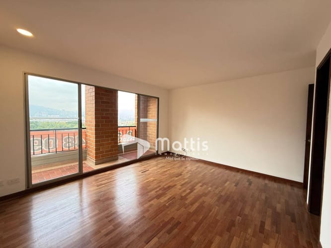 Apartamento de 3 alcobas en arriendo en El Diamante No. 2, Medellín, 162 m² · foto 15 de 24
