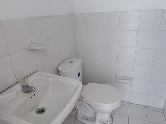 Local en venta en Pance, Cali, 18 m² · foto 2 de 8