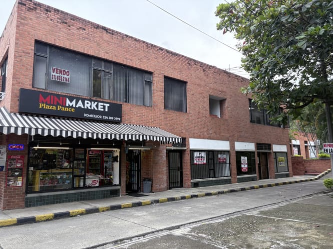 Local en venta en Pance, Cali, 18 m² · foto 5 de 8