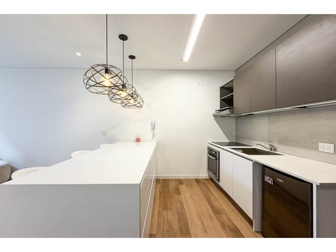 Apartamento de 1 alcoba en venta en El Virrey, Bogotá, 38 m² · foto 3 de 12