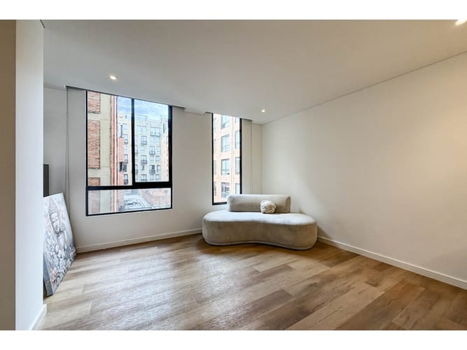 Apartamento de 1 alcoba en venta en El Virrey, Bogotá, 38 m² · foto 5 de 12