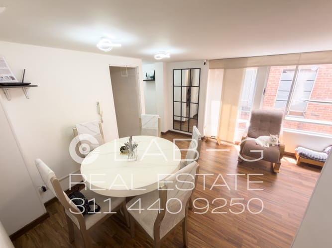 Apartamento de 3 alcobas en venta en Quinta Paredes, Bogotá, 74 m² · foto 4 de 24