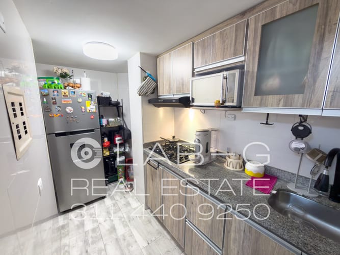Apartamento de 3 alcobas en venta en Quinta Paredes, Bogotá, 74 m² · foto 7 de 24