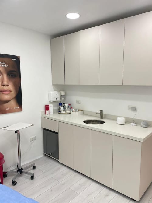 Consultorio en arriendo en Chipichape, Cali, 80 m² · foto 2 de 12