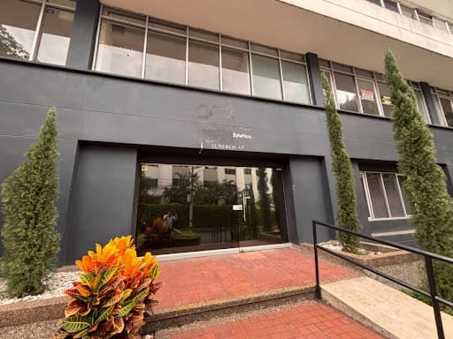 Local en arriendo en Cristo Rey, Medellín, 205 m² · foto 2 de 19