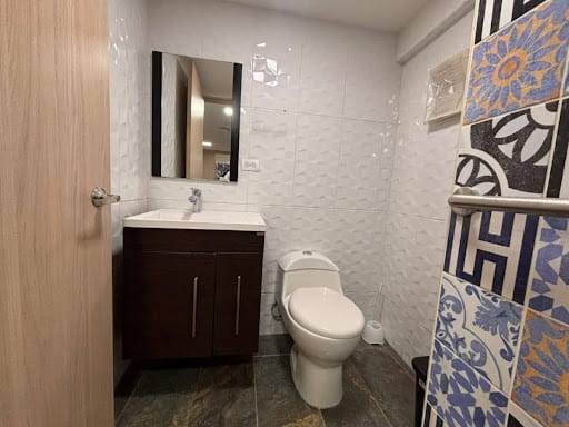 Local en arriendo en Cristo Rey, Medellín, 205 m² · foto 18 de 19