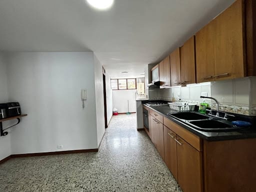Apartamento de 3 alcobas en venta en Patio Bonito, Medellín, 135 m² · foto 4 de 19